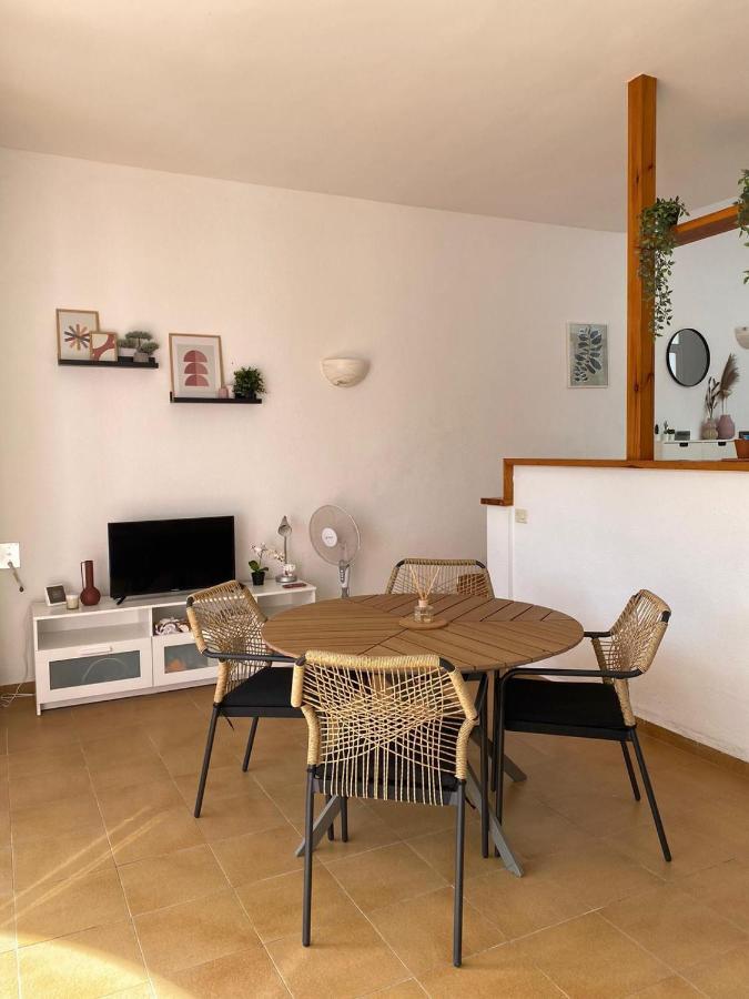 Coves Noves Nice Apartment Of 75 M2 10 Minutes Walk From The Beach Of Arenal D'En Castell Es Mercadal Dış mekan fotoğraf